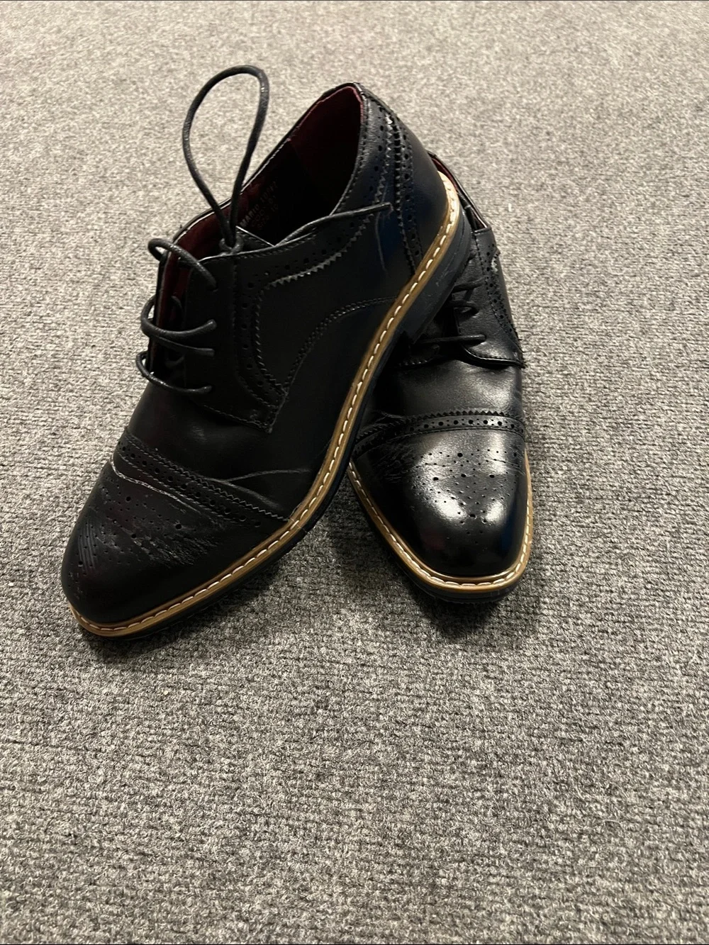 Men's Black Wingtip Oxfords with Contrast Welt